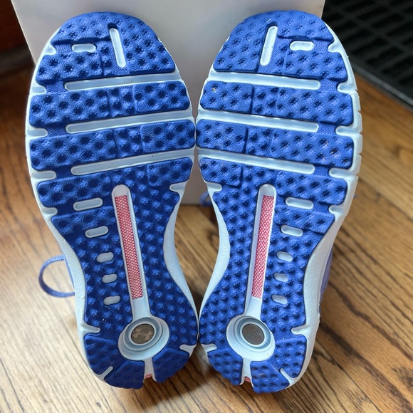 Under Armour Hovr Running Shoes - Picture 2 of 3